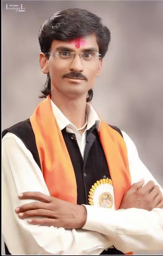 आता तो डॉक्टरच होता का? हाच मला मोठा प्रश्न पडला आहे. पण माझं सर्व शरीर तपासून झालं आहे. मी आता एकदम तंदुरुस्त आहे- मनोज जरांगे पाटील