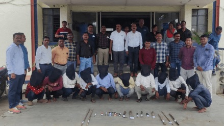 local crime branch arrested 10 robbers