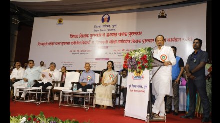 deputy cm ajit pawar says wake up early to pune guardian minister and bjp leader chandrakant patil pune print news vvk 10 css 98