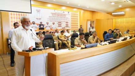 11 lakh prize for ganesh mandal in nashik