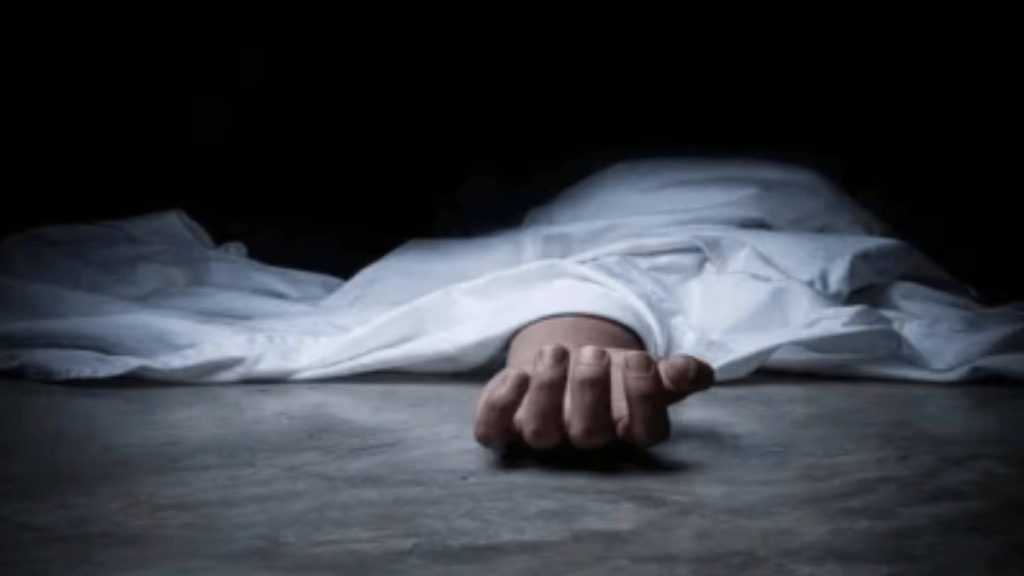 two women fell well died nashik