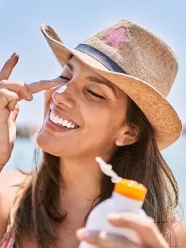 Skincare Tips: Applying cold milk under the eyes can reduce dark circles? Know the fact (unsplash)