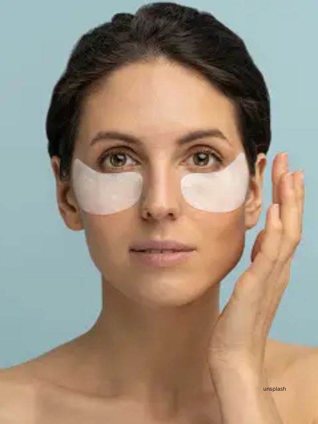 Skincare Tips: Applying cold milk under the eyes can reduce dark circles? Know the fact (unsplash)