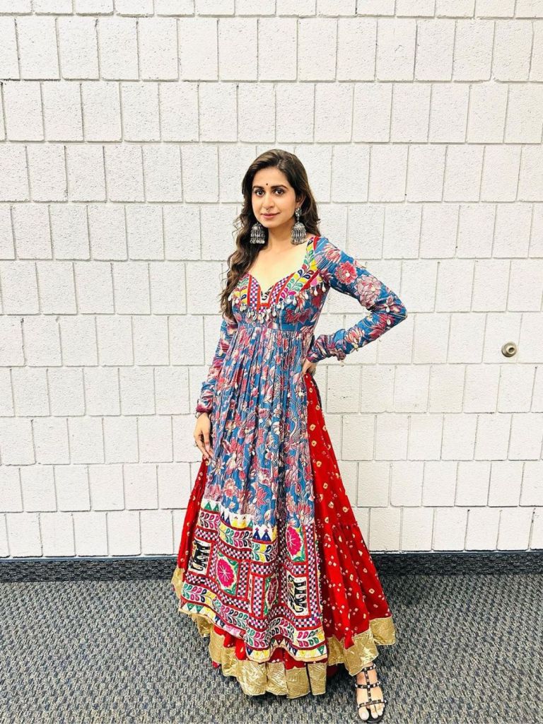 Navratri 2023| Navratri 2023 Date| Gujarati Singer Kinjal Dave| Kinjal Dave Garba
