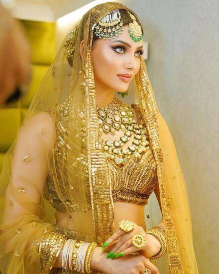 Urvashi Rautela bridal look