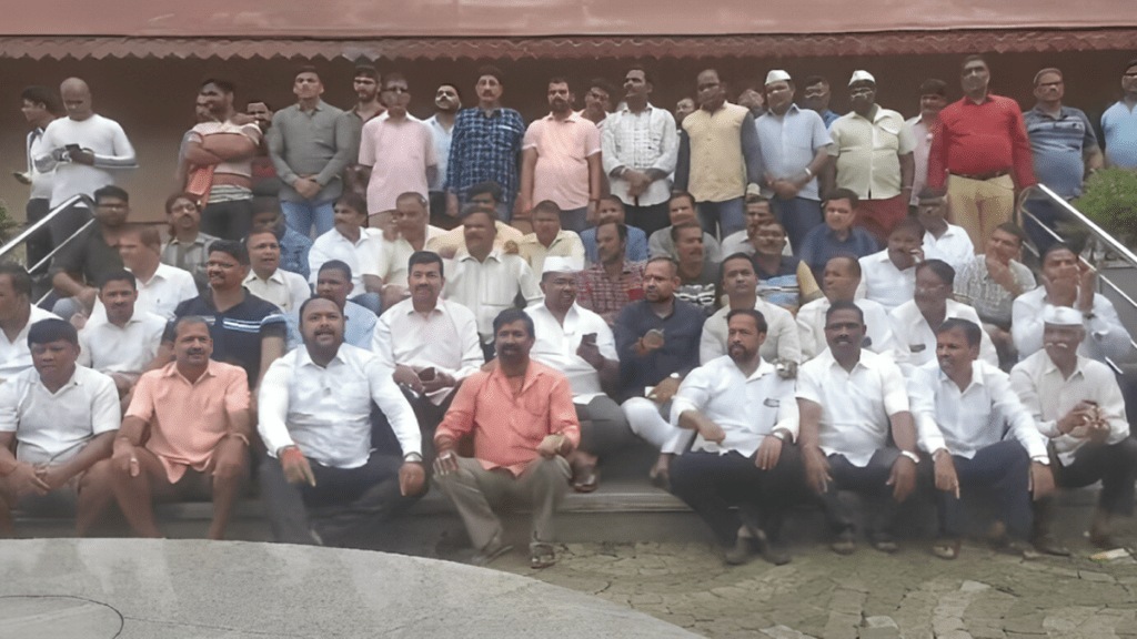 mathadi workers protest navi mumbai Jalna Lathi Charge Maratha Reservation Protest mathadi workers protest navi mumbai Jalna Lathi Charge Maratha Reservation Protest