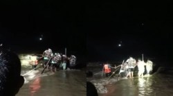 यवतमाळ : नदी पात्रात अडकलेल्या इसमाला बचाव पथकाने सुखरूप बाहेर काढले