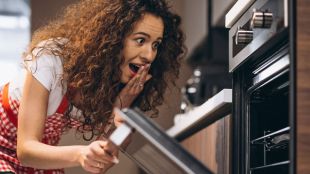 foods you should stop reheating in microwave