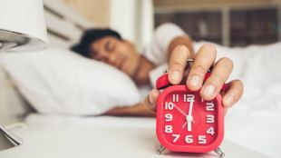 How to get up early in the morning