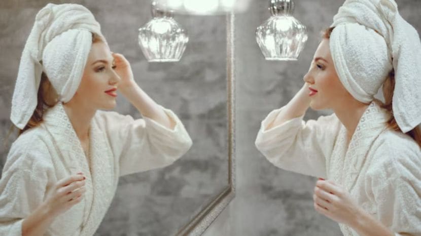 Mirror Cleaning Secret