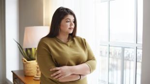 is it normal to gain weight after delivery