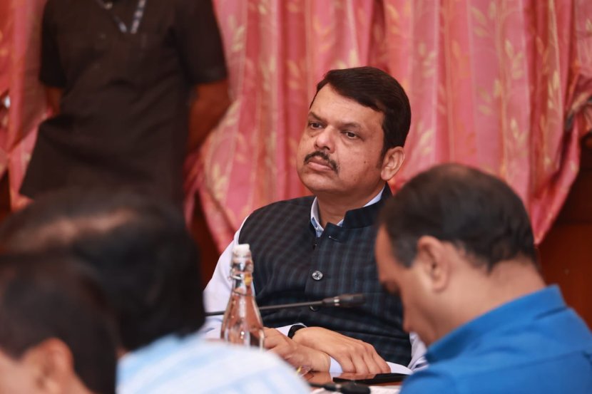 सर्व छायाचित्रे - संग्रहित व लोकसत्ता ग्राफिक्स टीम