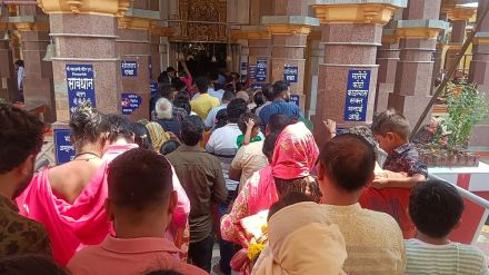 Devotees rush Mahalakshmi temple
