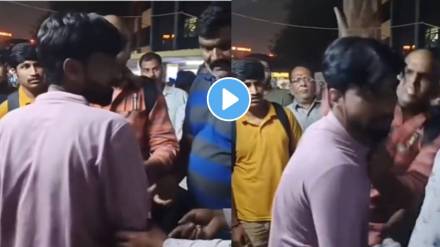 thief was caught taking out a mobile phone from a girl's purse thief was caught taking out a mobile phone from a girl's purse