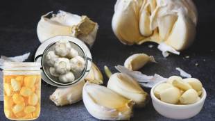 30 Seconds Six Tricks To Peel Garlic Without Breaking Nails Kitchen Jugaad That will Save Your Money And Time Lasun Solnyachi hack