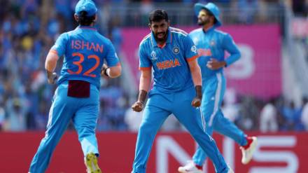 India vs Australia Cricket Score Updates in Marathi