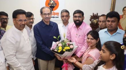 Former Diva Mandal president of BJP Rohidas Munde joins Shiv Sena Thackeray group