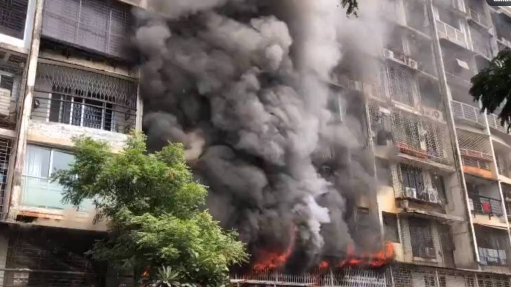 Two dead, three injured as fire engulfs building in Mumbai's Kandivali