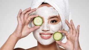 pomegranate face mask