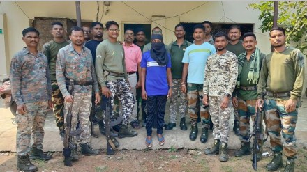 Naxalite arrested in Gadchiroli, Naxalite Keeping Surveillance on Police, Gadchiroli Police, Gadchiroli Police Arrested Naxalite Naxalite arrested in Gadchiroli, Naxalite Keeping Surveillance on Police, Gadchiroli Police, Gadchiroli Police Arrested Naxalite