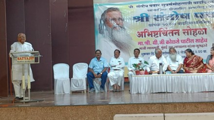former judge b g kolse patil in uran, human race is one, why differentiate between human beings