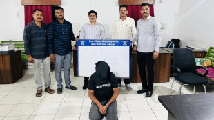 Police arrested gym trainer extortion threatening broadcast private photos videos pen drives pimpri