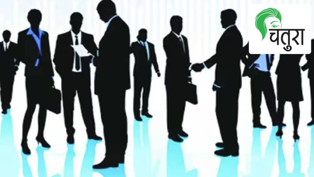 different-discussion-about-contract-recruitment-on-social-media (1)