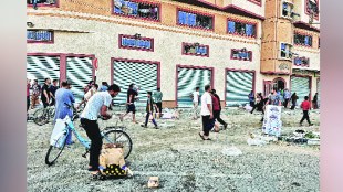 Looting of aid warehouses in Gaza