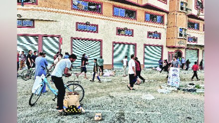 Looting of aid warehouses in Gaza