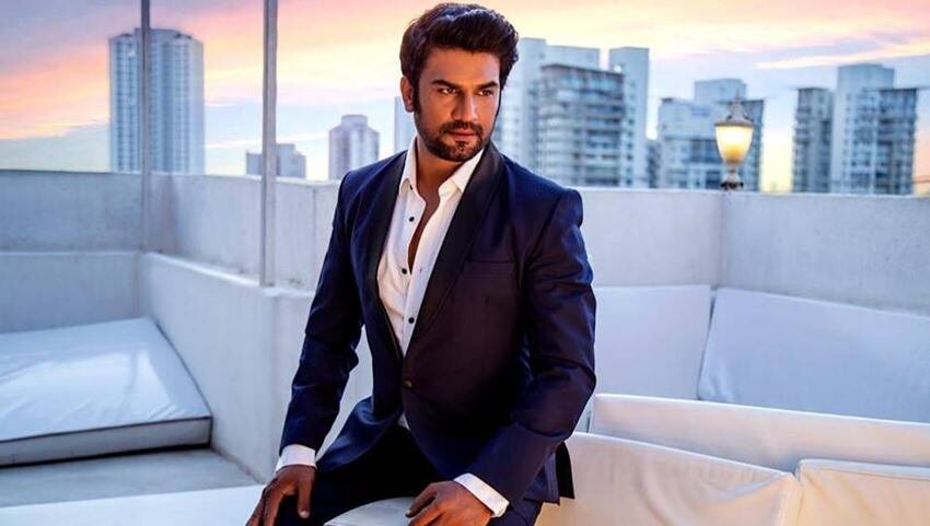 Sharad Kelkar