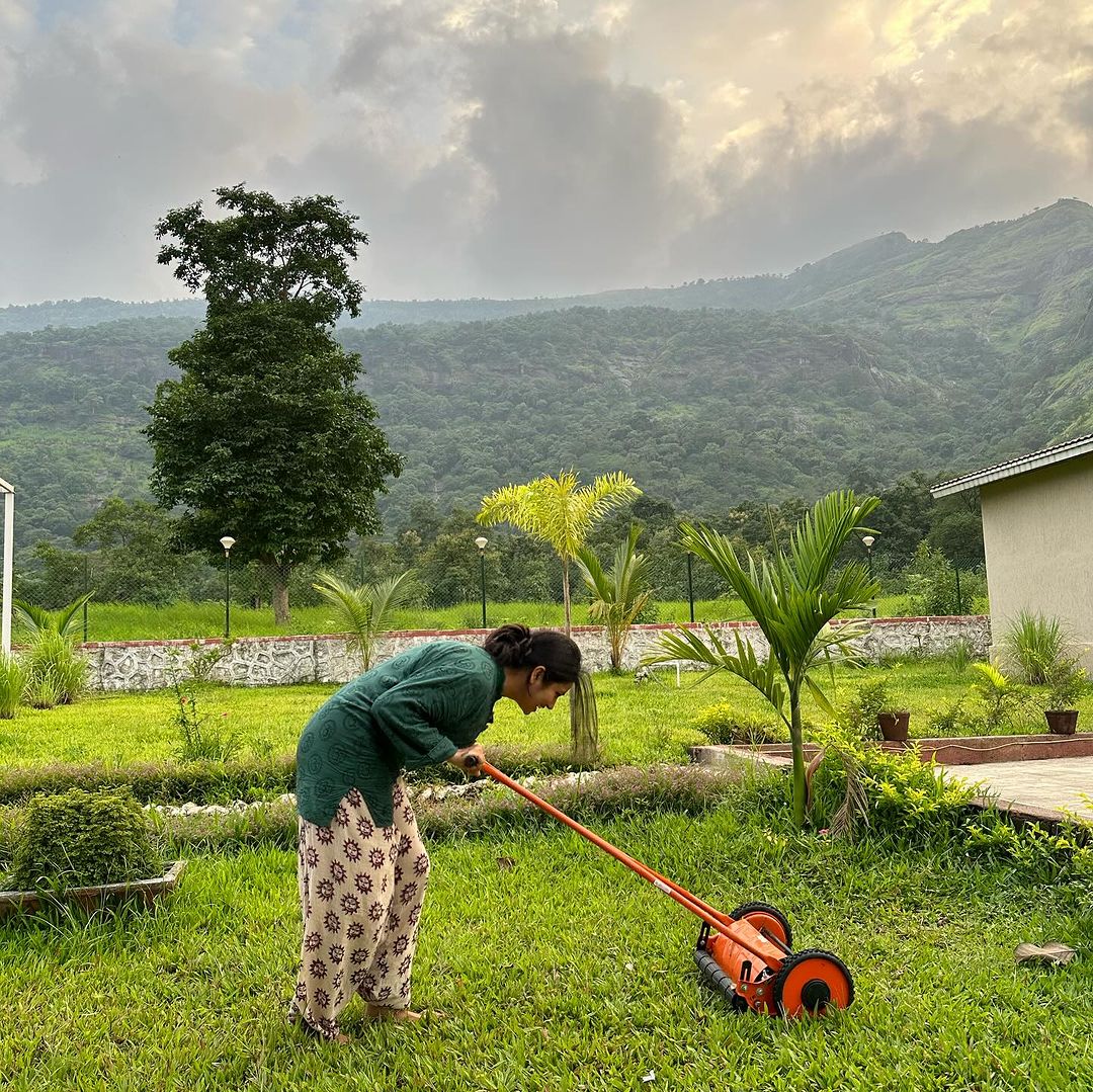prajakta mali shared new photos of farmhouse
