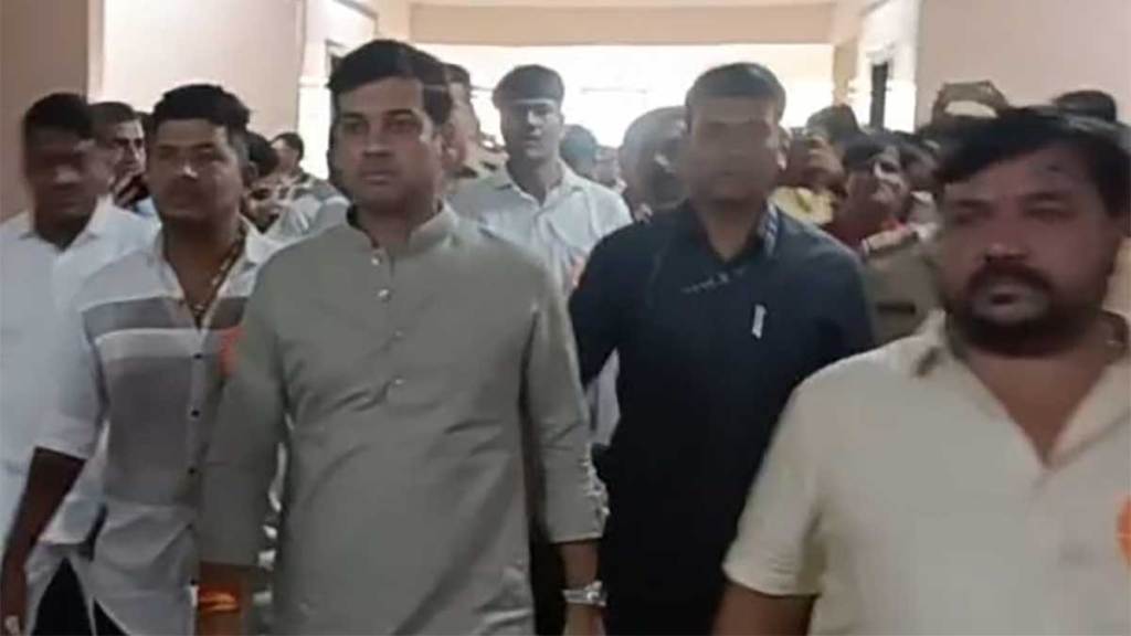 shiv sena mp shrikant shinde challenge to mns mla raju patil over 2024 lok sabha election