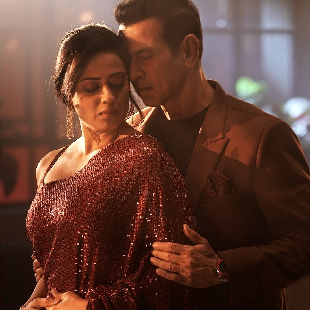 shweta-tiwari-ronit-roy-onscreen-romance