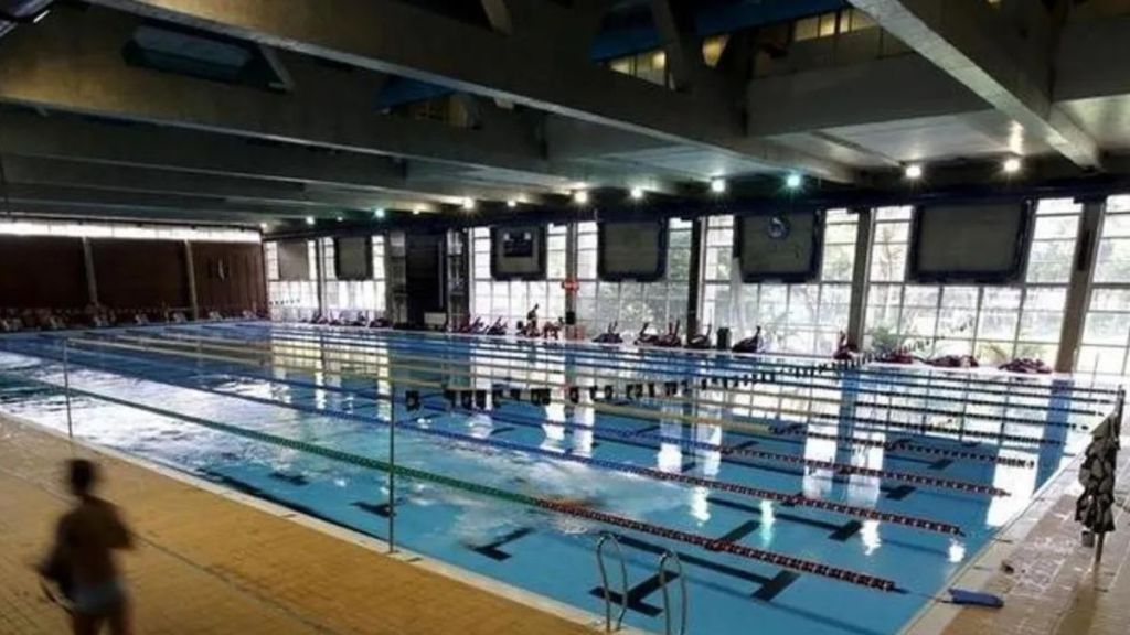 swimming-pool