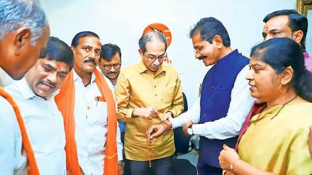 former bjp spokesperson eknath pawar join uddhav thackeray shiv sena