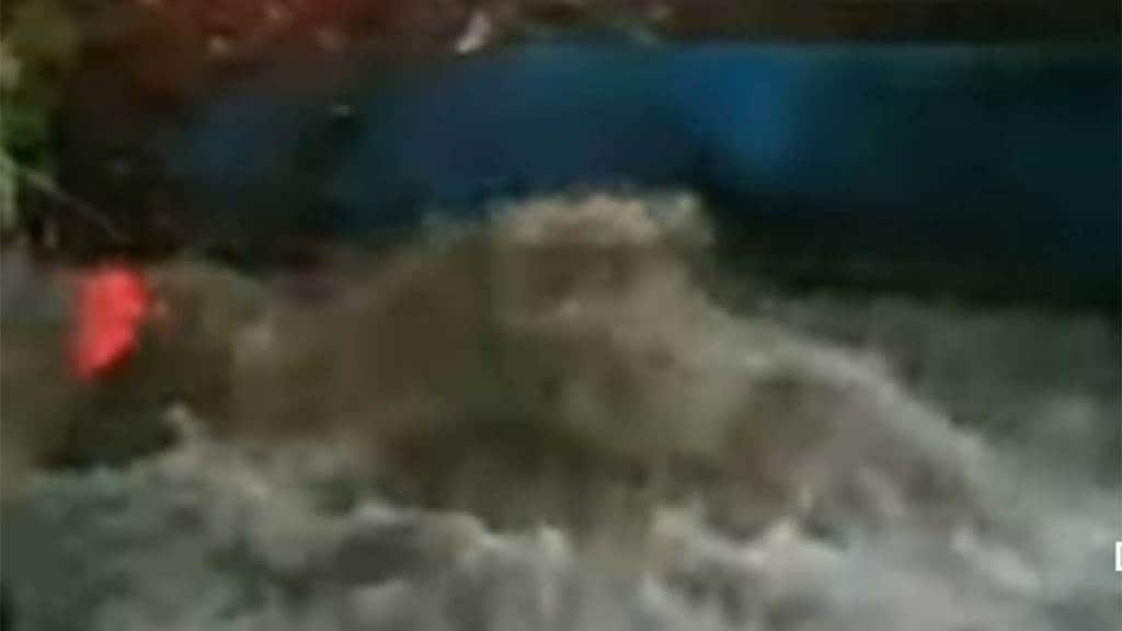water pipeline burst in dombivli