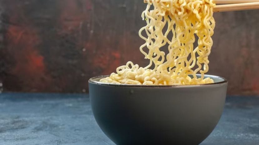 Can we eat maggi while on diet