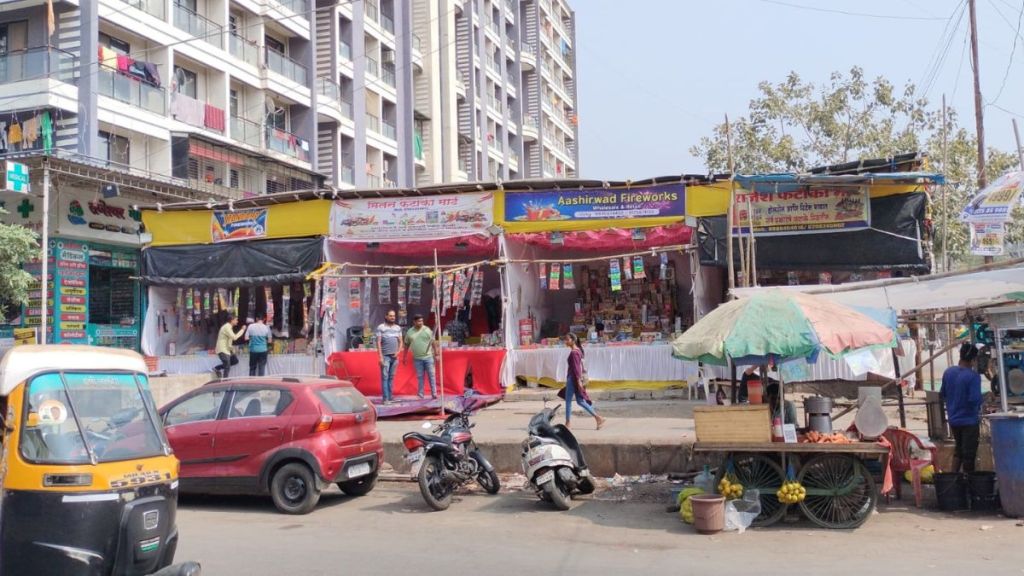 Illegal firecracker shops in Vasai Virar city