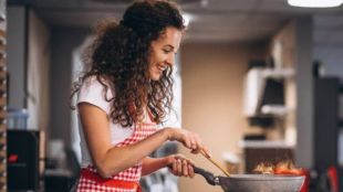 Kiran Kukreja a nutritionit share kitchen hacks