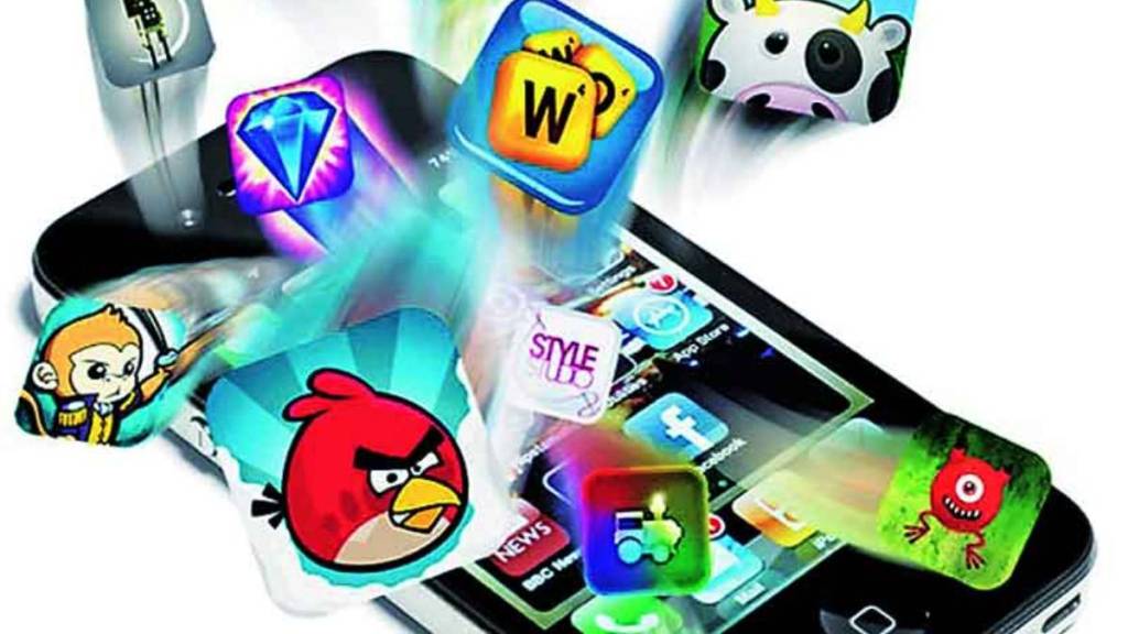 Enjoy playing Games on youtube app with playables feature without downloading any app