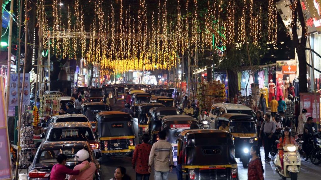 Thane city light up with electric lights