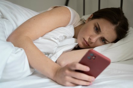 avoid doing these 5 things after waking up in the morning as it affects physical and mental health