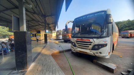 Maratha Reservation Movement Half of ST bus cancelled Maratha Reservation Movement Half of ST bus cancelled