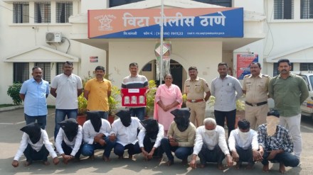 sangli police, gang of pickpockets arrested in sangli, manoj jarange patil welcome theft