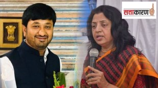 shivsena mla manisha kayande, shivsena mla viplav bajoria, disqualification of shivsena mla