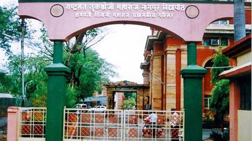 rashtrasant tukadoji maharaj nagpur university, nagpur university students miss their gold medals