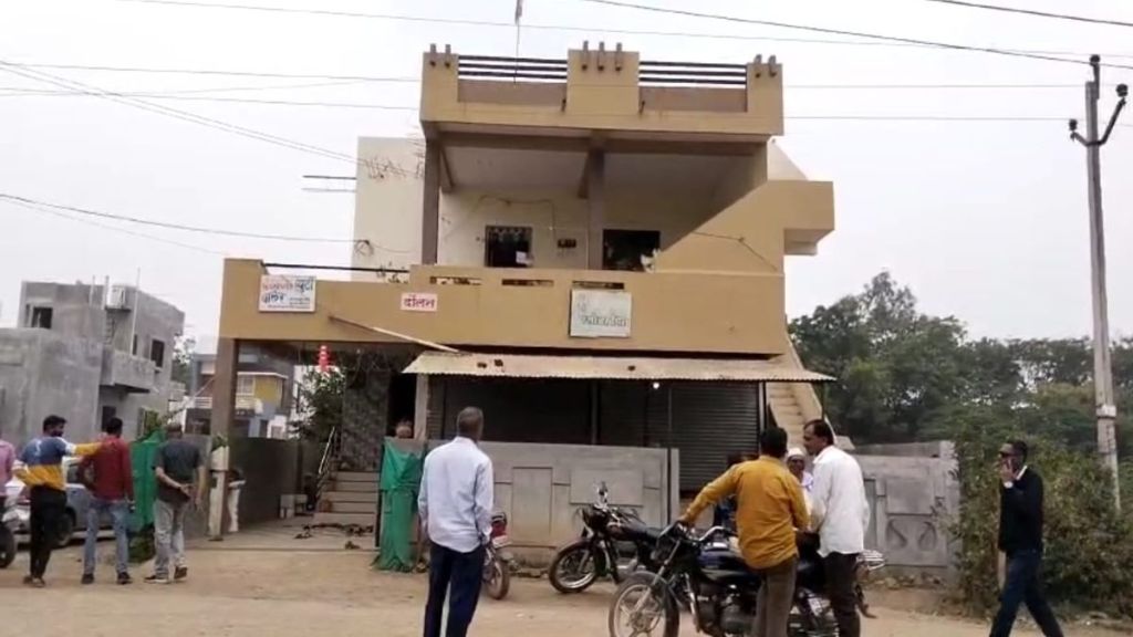 Fake kidnapping of young woman with the help of acquaintances