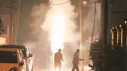 air pollution Uran increased intense fireworks Lakshmi Pujan