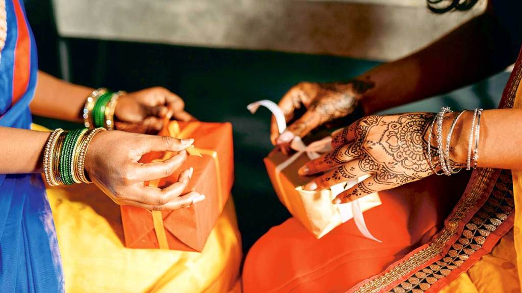 unique diwali gifts for friends