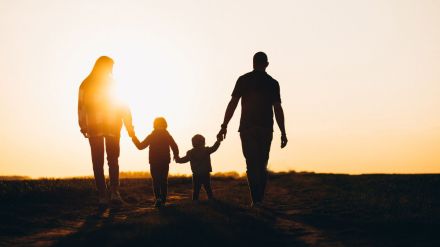 parenting tips to make children grateful and why children become ungrateful towards parents